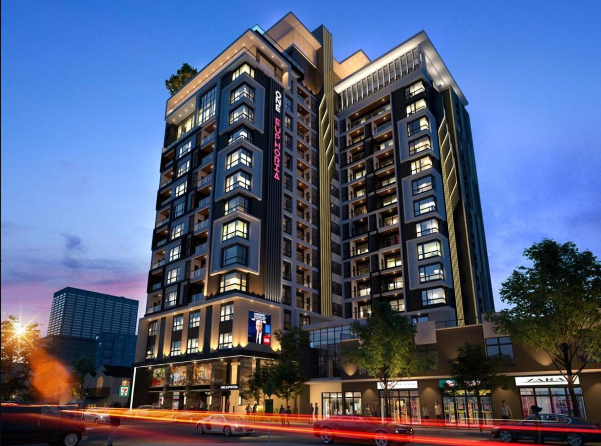 One Euphoria Luxe Hotel آنغلوس المظهر الخارجي الصورة