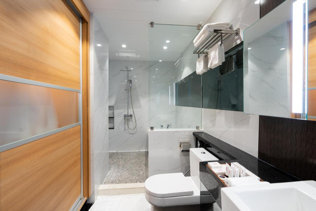 One Euphoria Luxe Hotel آنغلوس المظهر الخارجي الصورة