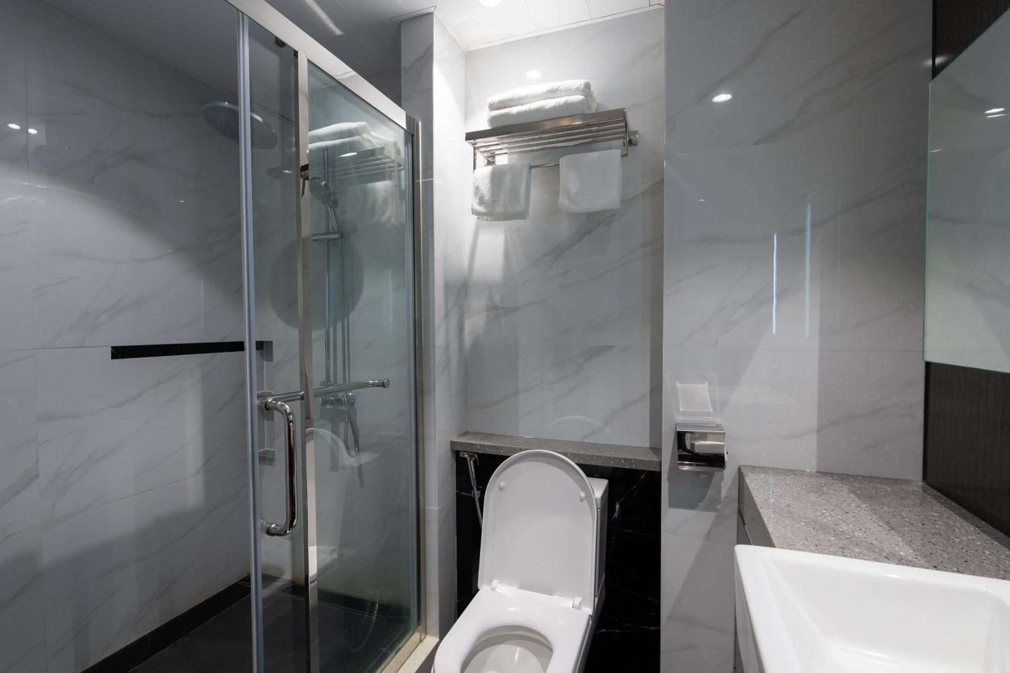 One Euphoria Luxe Hotel آنغلوس المظهر الخارجي الصورة